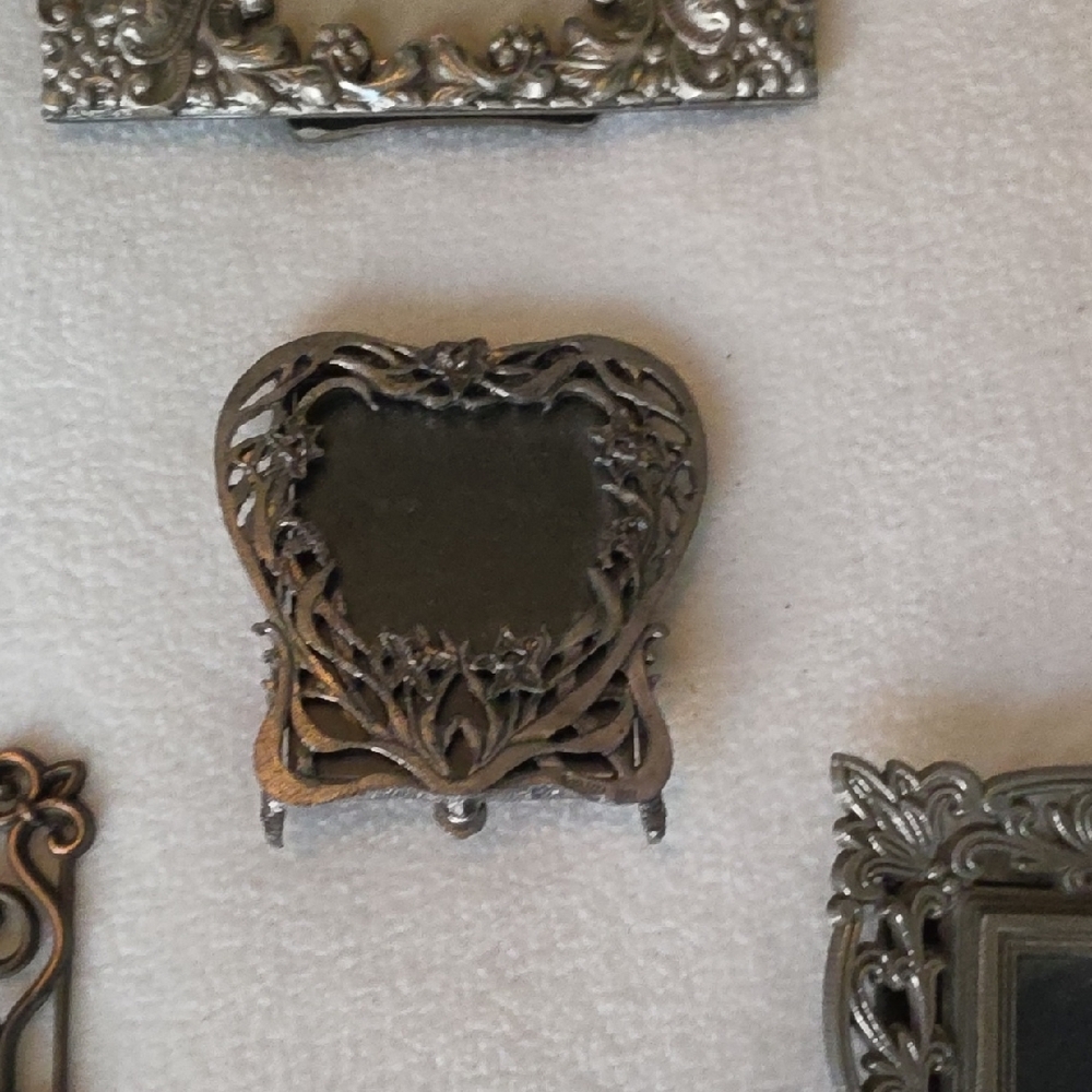 Vintage Silver-Tone Decorative Picture Frame Set - Silver - Picture 4 of 8